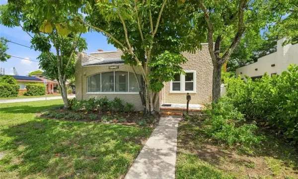 4595 9th Avenue N, St Petersburg, FL, 33713