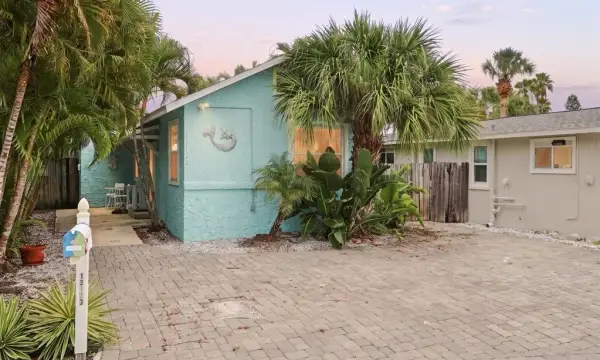 13123 4th Street E, Madeira Beach, FL, 33708