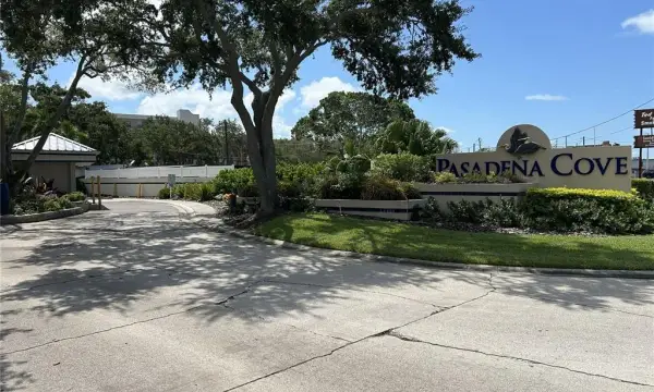 1316 Pasadena Avenue S, Unit 102, South Pasadena, FL, 33707