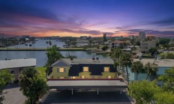 245 116th Avenue, Unit 245, Treasure Island, FL, 33706