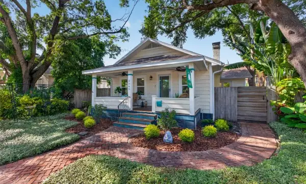 2545 2nd Avenue N, St Petersburg, FL, 33713