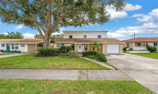 7999 Ridge Road, Seminole, FL, 33772