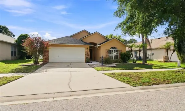 6637 Thackston Drive, Riverview, FL, 33578