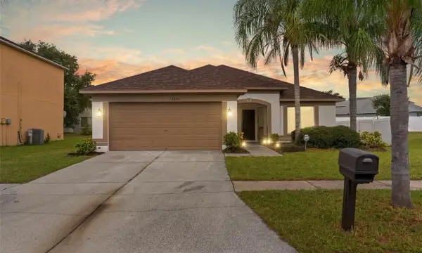 12826 Longcrest Drive, Riverview, FL, 33579