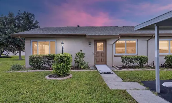110 Gloucester Boulevard, Unit 346, Sun City Center, FL, 33573