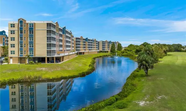 960 Starkey Road, Unit 7205, Largo, FL, 33771
