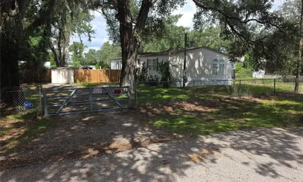 1020 Brinwood Drive, Seffner, FL, 33584