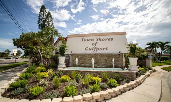 5840 30th Avenue S, Unit 202, Gulfport, FL, 33707
