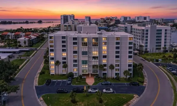 855 Bayway Boulevard, Unit 503, Clearwater Beach, FL, 33767
