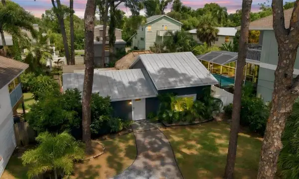 839 Florida Avenue, Palm Harbor, FL, 34683
