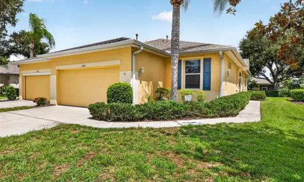1322 Fairway Greens Drive, Unit 69, Sun City Center, FL, 33573