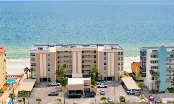 14800 Gulf Boulevard, Unit 207, Madeira Beach, FL, 33708