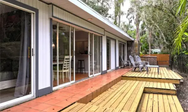111 Oak Lee Drive, Lutz, FL, 33548