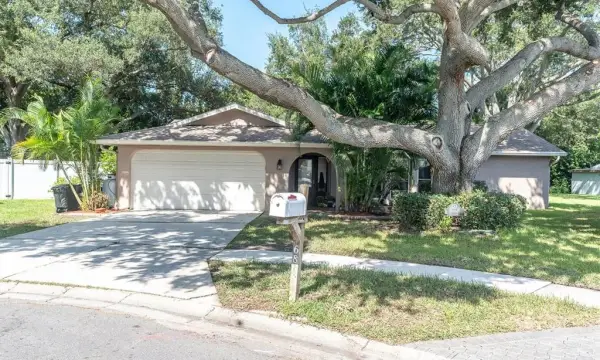 6868 122nd Way, Seminole, FL, 33772