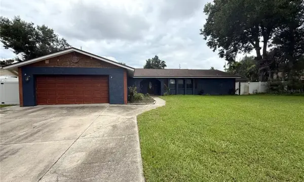 1806 N Waterman Drive, Valrico, FL, 33594