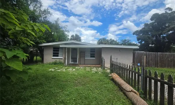 916 E 123rd Avenue, Tampa, FL, 33612
