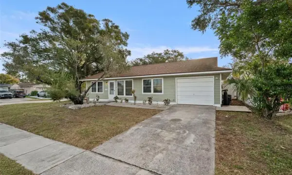 6500 Briar Ridge Court N, Pinellas Park, FL, 33782