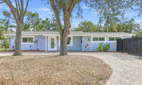 4095 Locust Street NE, St Petersburg, FL, 33703
