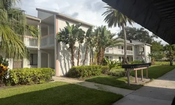 105 Lakeview Way, Unit 105, Oldsmar, FL, 34677