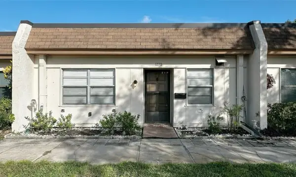 1279 Mission Hills Boulevard, Clearwater, FL, 33759