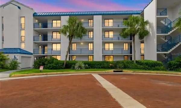 2424 W Tampa Bay Boulevard, Unit L404, Tampa, FL, 33607