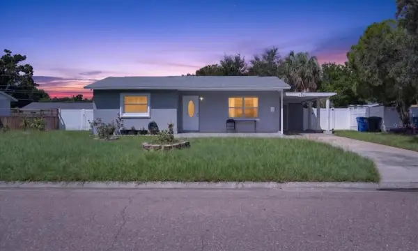 7210 Dr Martin Luther King Jr Street N, St Petersburg, FL, 33702