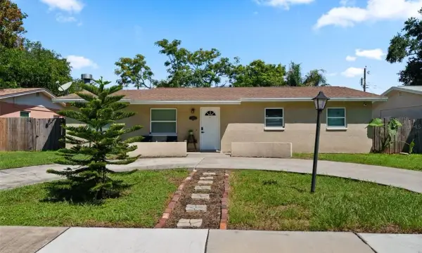 11199 Temple Avenue, Seminole, FL, 33772