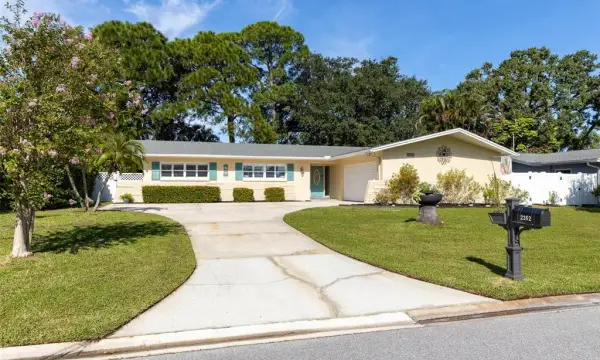 2362 Mangrum Dr, Dunedin, FL, 34698