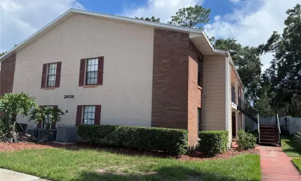 21038 Voyager Boulevard, Unit 4, Land O Lakes, FL, 34638