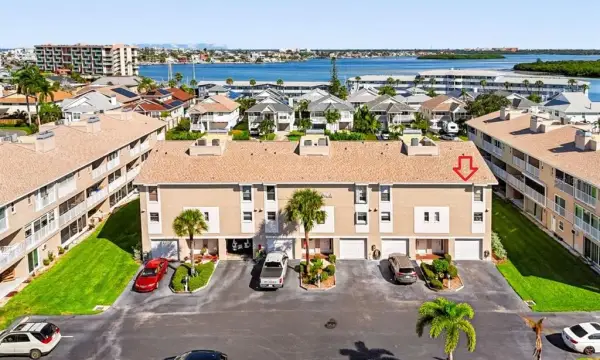 255 Capri Circle N, Unit 22, Treasure Island, FL, 33706