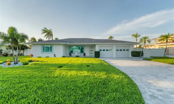 227 Howard Drive, Belleair Beach, FL, 33786
