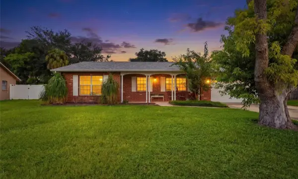 8403 S Flintrock Court, Tampa, FL, 33615