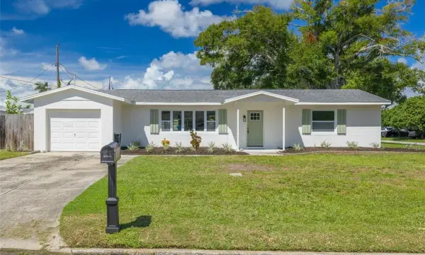 5054 60th Street N, Kenneth City, FL, 33709