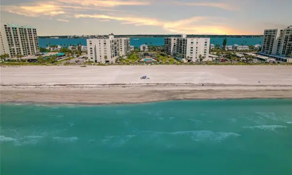 1430 Gulf Boulevard, Unit 407, Clearwater Beach, FL, 33767