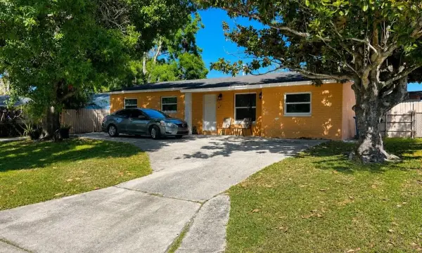 802 Papaya Drive, Tampa, FL, 33619
