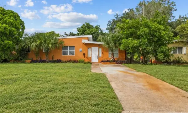 6711 Dartmouth Avenue N, St Petersburg, FL, 33710