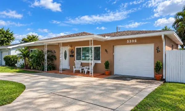 5396 24th Terrace N, St Petersburg, FL, 33710