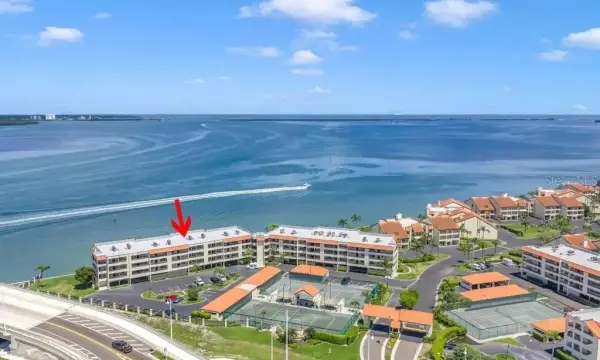 103 1st Street E, Unit 306, Tierra Verde, FL, 33715