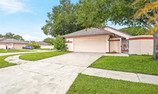6922 Silvermill Drive, Tampa, FL, 33635