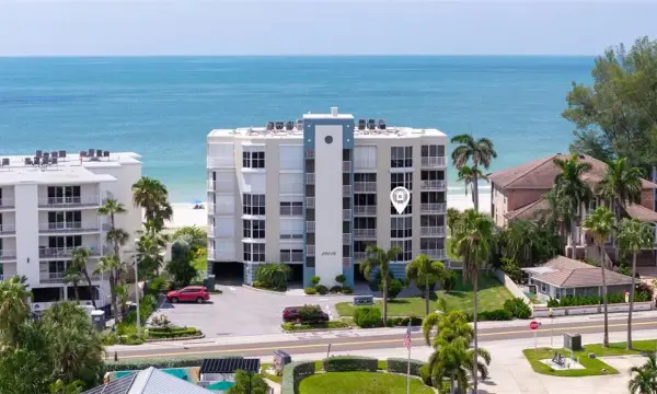 19616 Gulf Boulevard, Unit 302, Indian Shores, FL, 33785