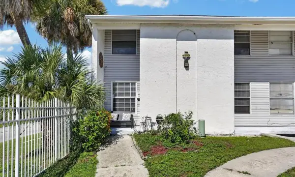 7321 Jackson Springs Road, Tampa, FL, 33634