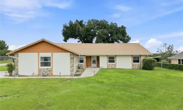 12501 Apalachee Place, Thonotosassa, FL, 33592
