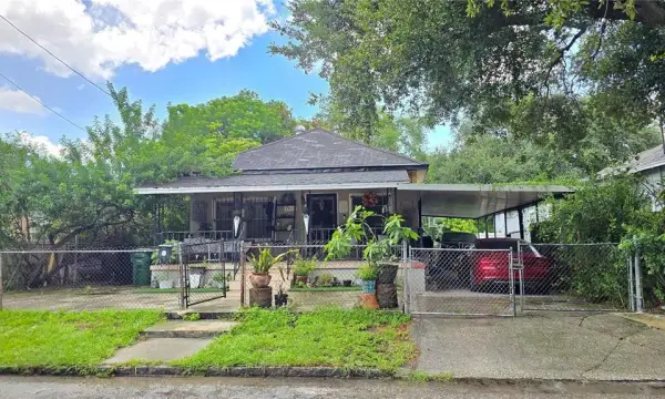 2813 E Clark Street, Tampa, FL, 33605