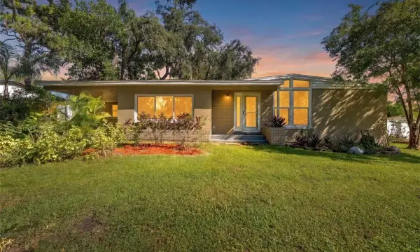 206 Linda Avenue, Temple Terrace, FL, 33617