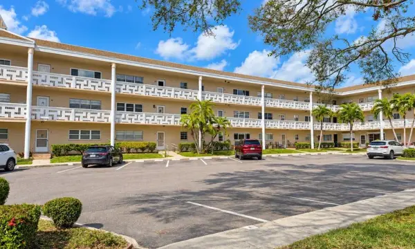 2436 Rhodesian Drive, Unit 48, Clearwater, FL, 33763