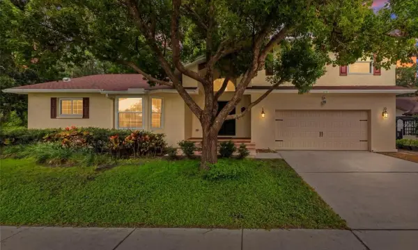 210 Woodland Court, Safety Harbor, FL, 34695