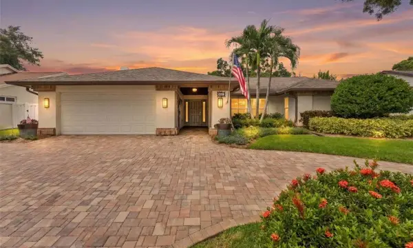 531 Walker Road, Safety Harbor, FL, 34695