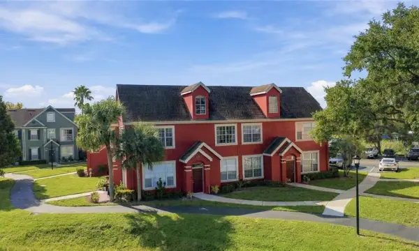 9570 Lake Chase Island Way, Unit 9570, Tampa, FL, 33626