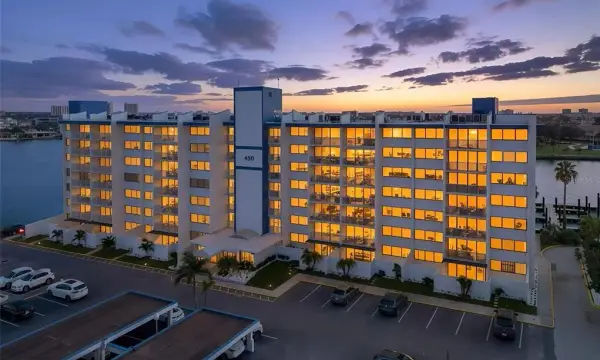 450 Treasure Island Causeway, Unit 201, Treasure Island, FL, 33706