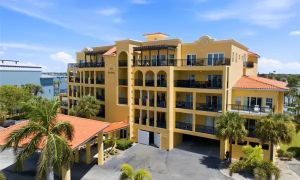 10315 Gulf Boulevard, Unit 106, Treasure Island, FL, 33706